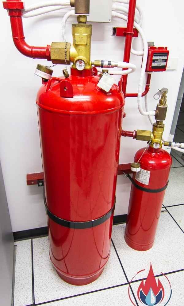 أنظمة الإطفاء بالغاز FM200